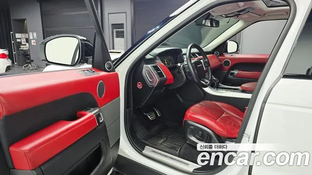 Land Rover Range Rover Sport 2016 thumb 10