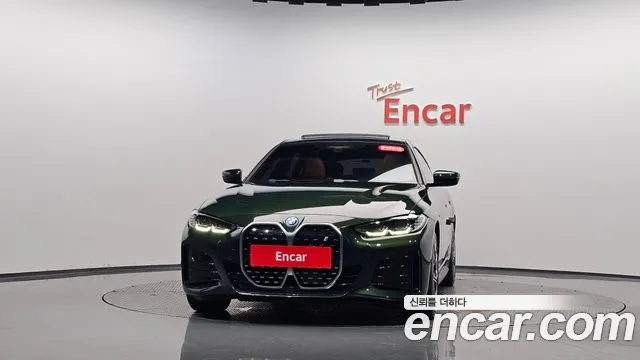 BMW i4 2022 thumb 2