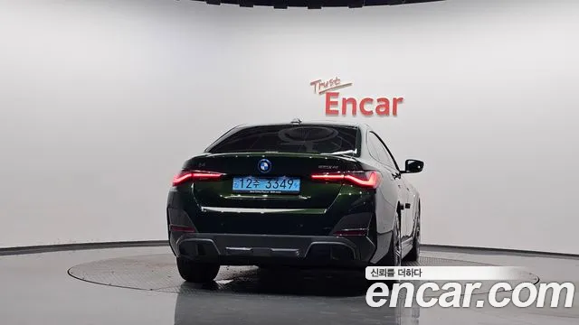 BMW i4 2022 thumb 3