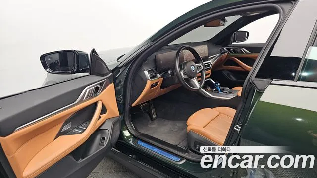 BMW i4 2022 thumb 9