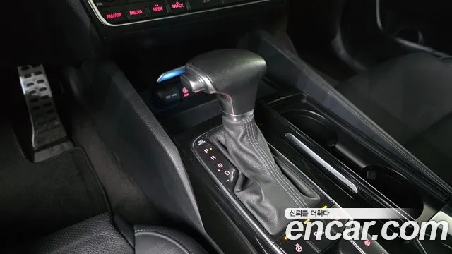 Kia K7 2016 thumb 9