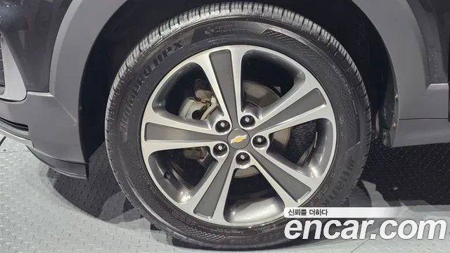 ChevroletGMDaewoo Captiva 2016 thumb 5