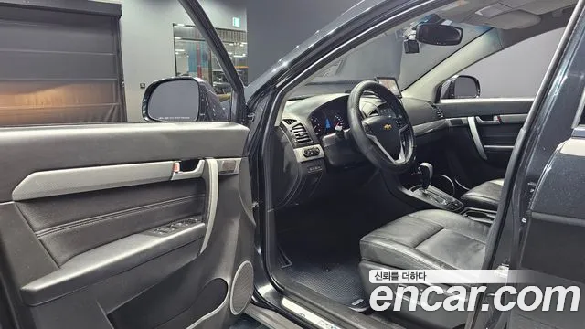 ChevroletGMDaewoo Captiva 2016 thumb 10