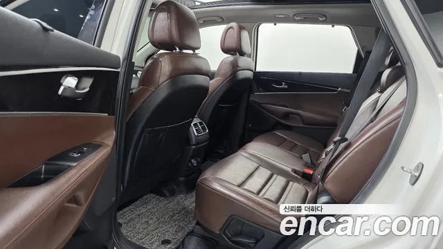Kia Sorento 2015 thumb 11