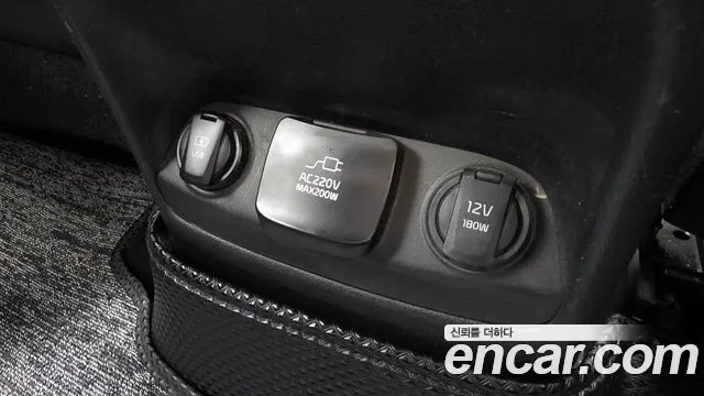 Kia Sorento 2015 thumb 12