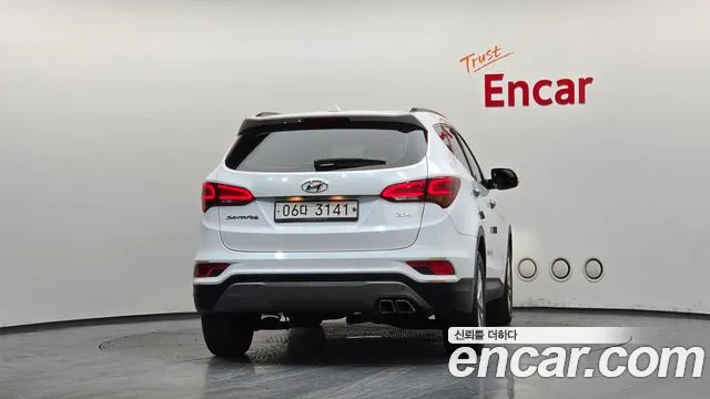 Hyundai Santa Fe 2017 thumb 4