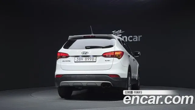 Hyundai Santa Fe 2013 thumb 4