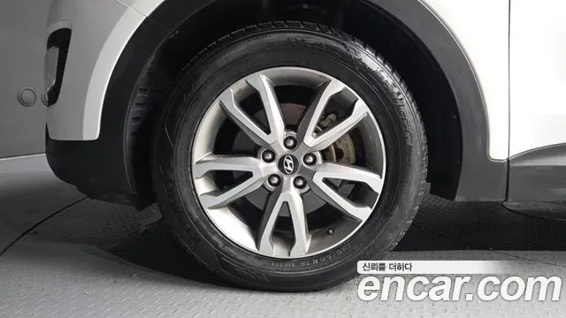 Hyundai Santa Fe 2013 thumb 5