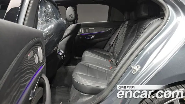 Mercedes-Benz E-Класс 2020 thumb 12