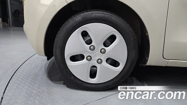 Kia Ray 2013 thumb 5