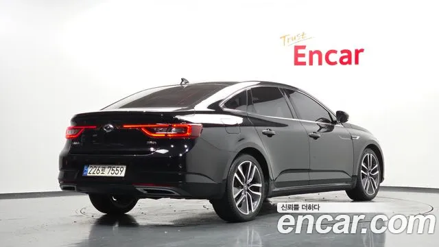 Renault-KoreaSamsung Megane 2016 thumb 2