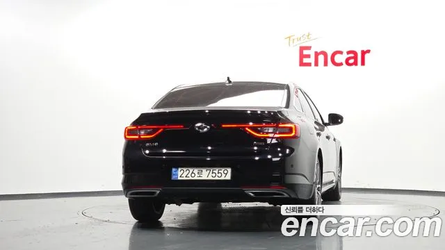Renault-KoreaSamsung Megane 2016 thumb 4