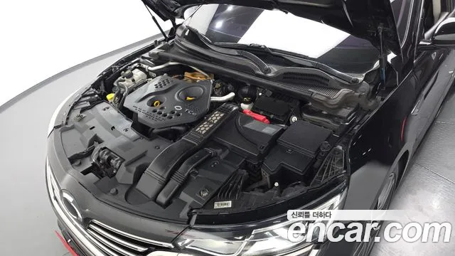 Renault-KoreaSamsung Megane 2016 thumb 6
