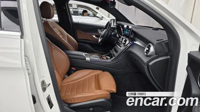 Mercedes-Benz GLC 2023 thumb 11