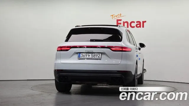 Porsche Cayenne 2019 thumb 4