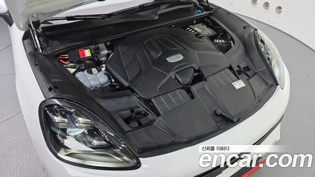 Porsche Cayenne 2019 thumb 6