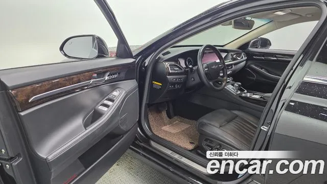 Genesis G90 2019 thumb 9