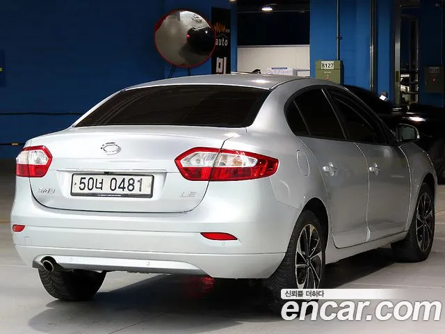 Renault-KoreaSamsung Fluence 2015 thumb 2
