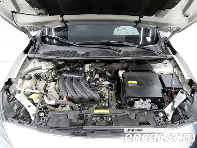 Renault-KoreaSamsung Fluence 2015 thumb 6