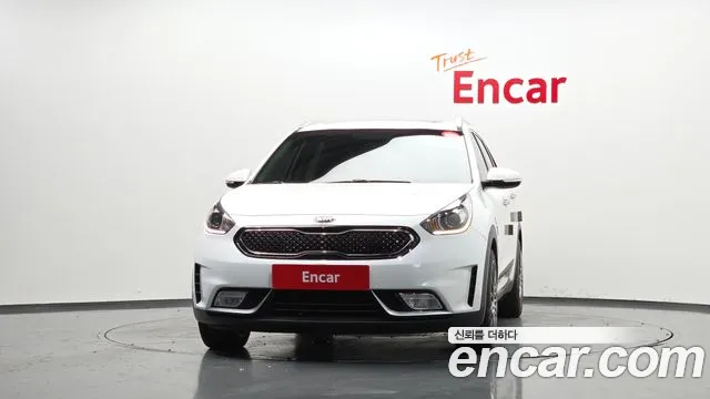 Kia Niro 2017 thumb 3