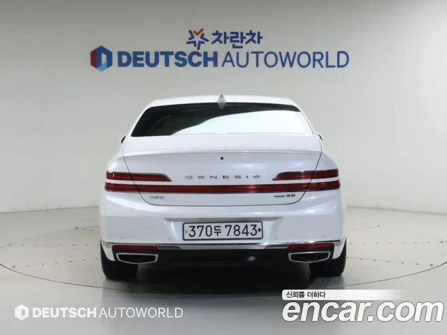 Genesis G90 2019 thumb 4