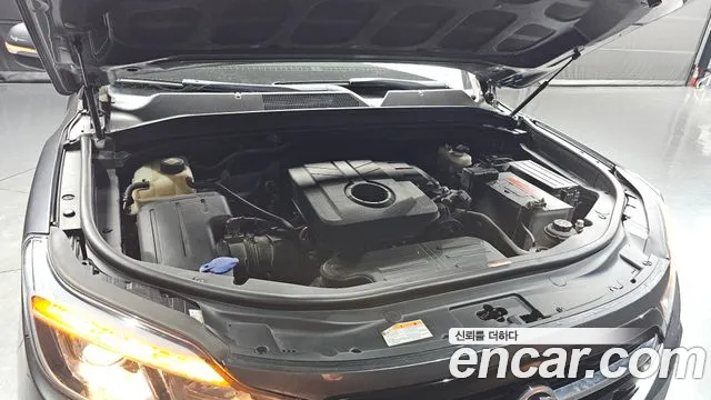 KG_Mobility_Ssangyong Rexton 2018 thumb 6