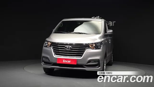 Hyundai Starex 2021 thumb 3