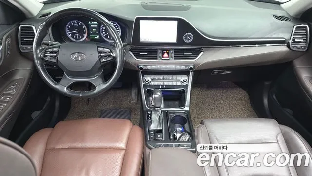 Hyundai Grandeur 2017 thumb 6