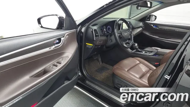 Hyundai Grandeur 2017 thumb 9