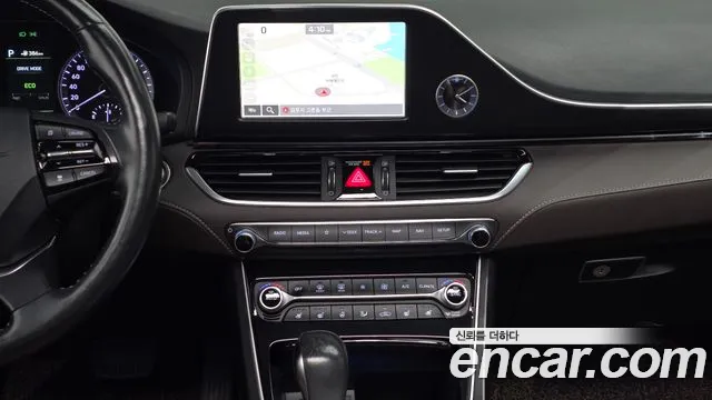 Hyundai Grandeur 2017 thumb 12