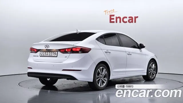 Hyundai Avante 2018 thumb 2