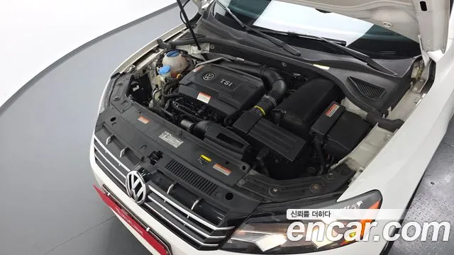 Volkswagen Passat (North America and China) 2015 thumb 6
