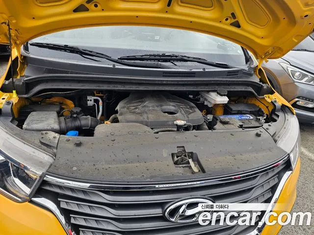 Hyundai Starex 2019 thumb 6