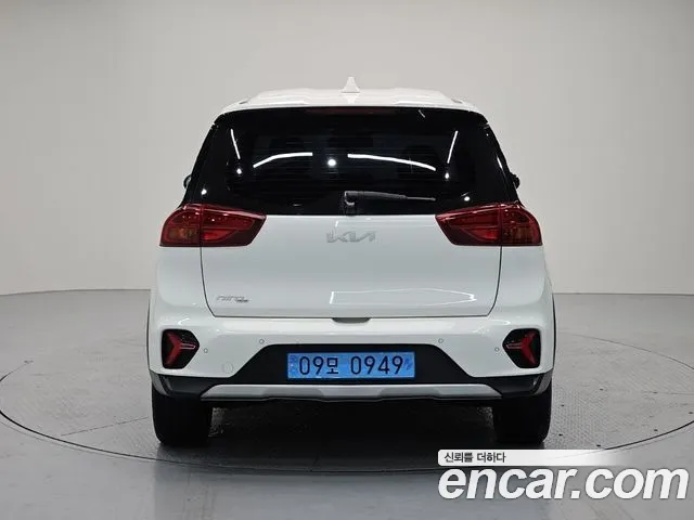 Kia Niro 2022 thumb 3