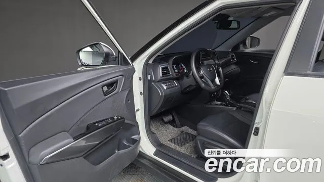 KG_Mobility_Ssangyong TIBOLI 2021 thumb 11