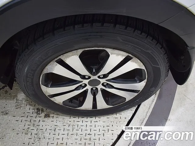 Kia Sportage 2010 thumb 6
