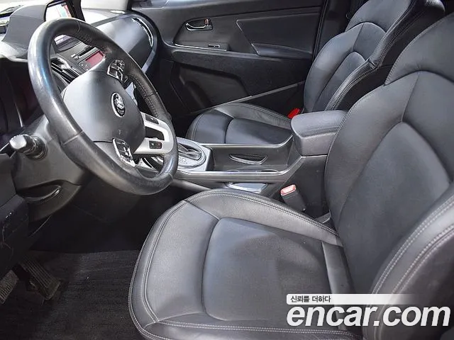 Kia Sportage 2010 thumb 9