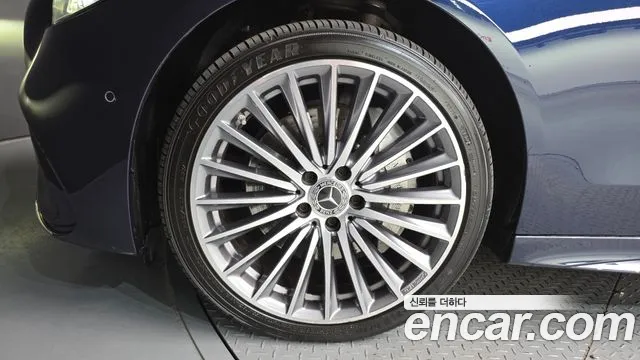 Mercedes-Benz C-Класс 2022 thumb 5