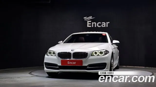 BMW 5-Series 2014 thumb 3