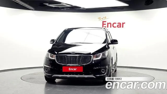 Kia Carnival 2015 thumb 3