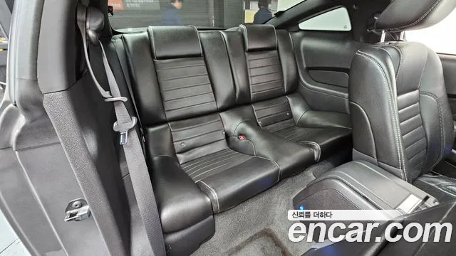 Ford Mustang Mach-E 2010 thumb 12