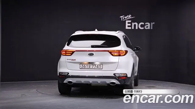 Kia Sportage 2021 thumb 3