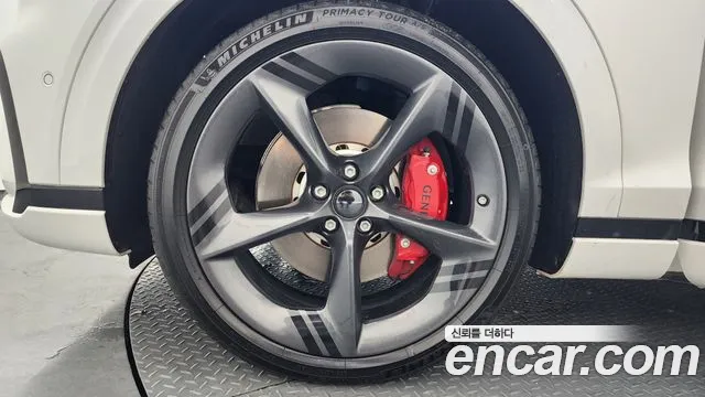 Genesis GV70 2025 thumb 5