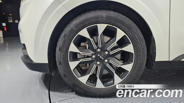 Kia Carnival 2023 thumb 5