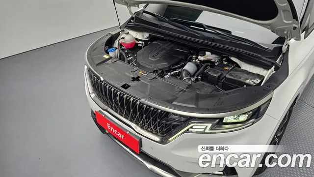 Kia Carnival 2023 thumb 6