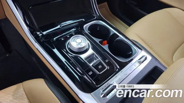 Kia Carnival 2023 thumb 9