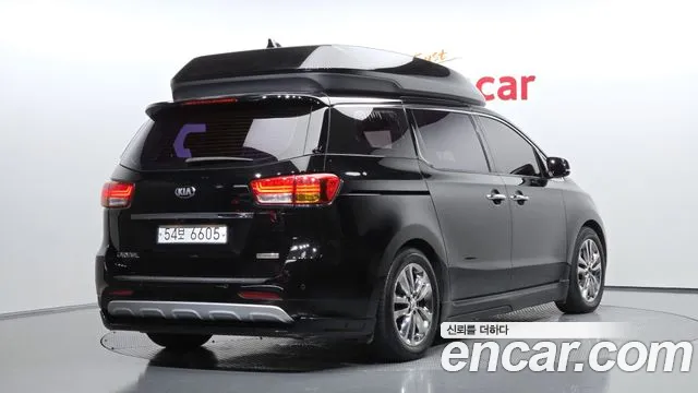 Kia Carnival 2015 thumb 2