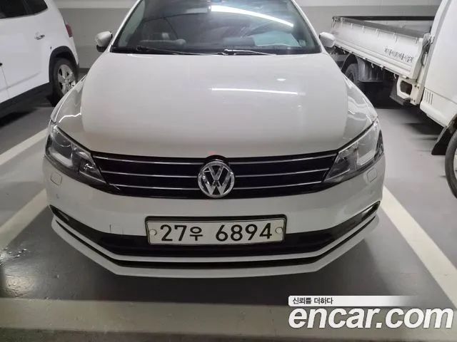 Volkswagen Jetta 2015 thumb 4