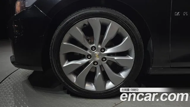 ChevroletGMDaewoo Malibu 2018 thumb 5