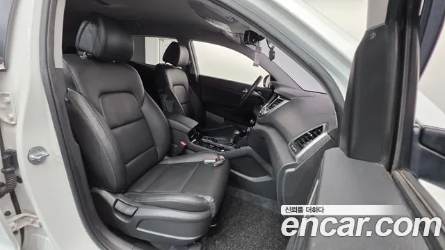 Hyundai Tucson 2015 thumb 10